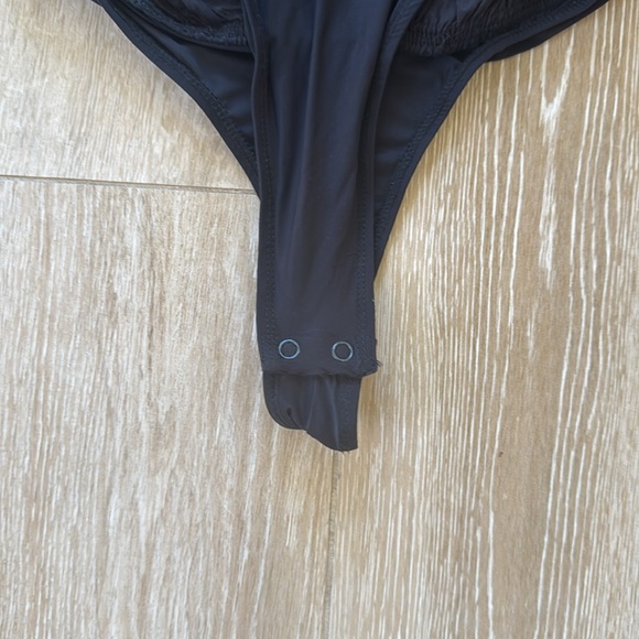 Farm Rio Black Eyelet Ruffle Bodysuit S - Picture 6 of 12